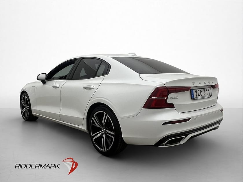 Bild 5 av Volvo S60 T8 AWD R-Design H/K Pano Kamera Navi BLIS Carplay