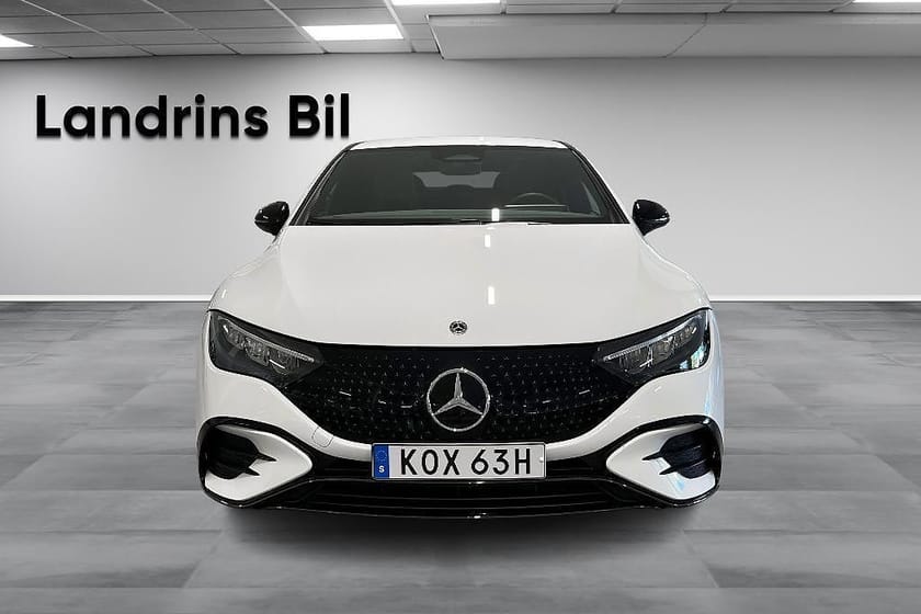 Bild 2 av Mercedes-Benz EQE 350 4MATIC Sedan AMG-Line