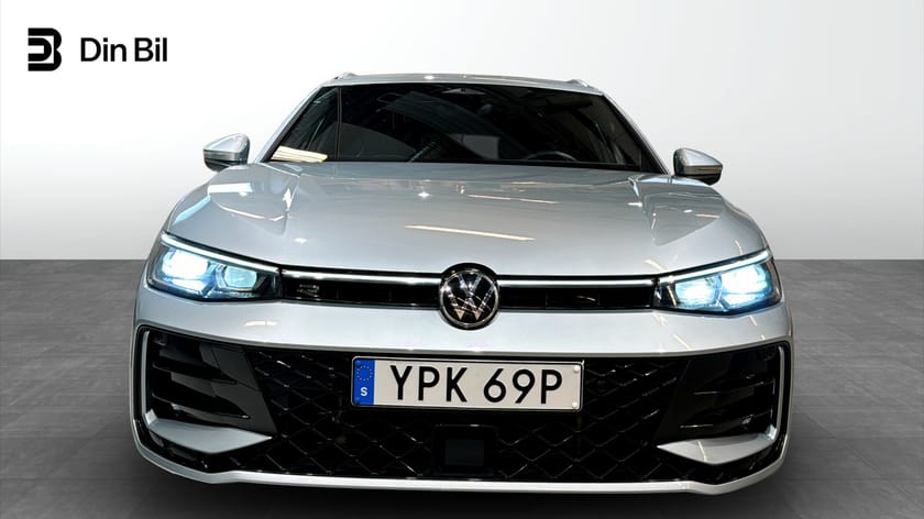 Bild 4 av Volkswagen Passat Variant eHybrid R-Line DSG Drag/P-värmare/Panorama