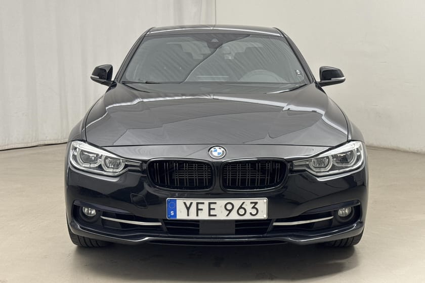 Bild 5 av BMW 330e Sedan 330 Sedan, F30 (252hk) Sport Line Läder HiFi