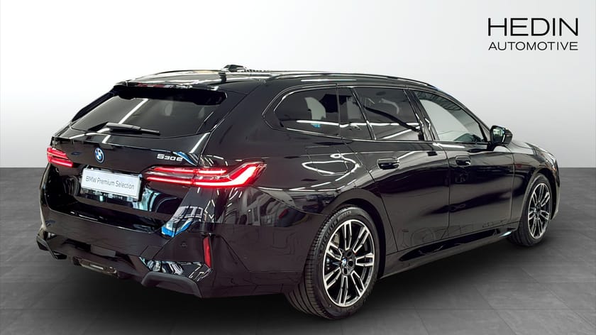 Bild 2 av BMW 530e xDrive Touring M Pro Travel Innovation