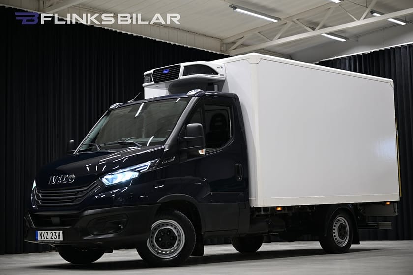 Bild 1 av Iveco Daily 35-140 Chassi Cab 136HK Automat|Volymskåp|Bakgavellyft|Kylbil|SeUtr!!