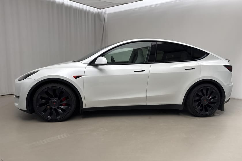Bild 2 av Tesla Model Y Performance 