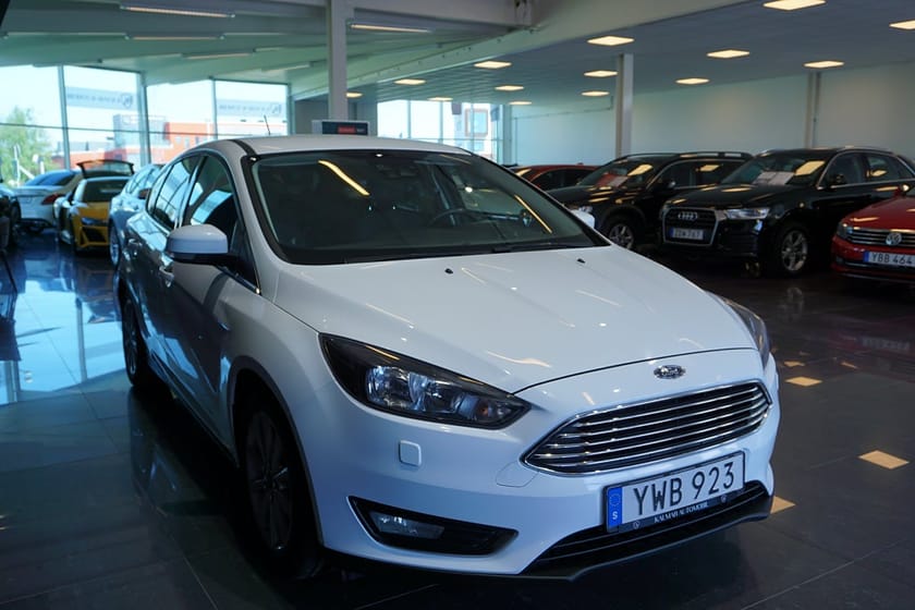 Bild 5 av Ford Focus 1.0 EcoBoost Titanium 125hk Keyless Svensksåld
