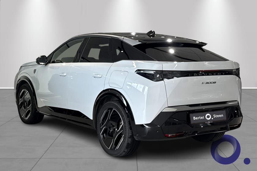 Bilde 3 av Peugeot E-3008 GT Panoramatak Tilhengerfeste