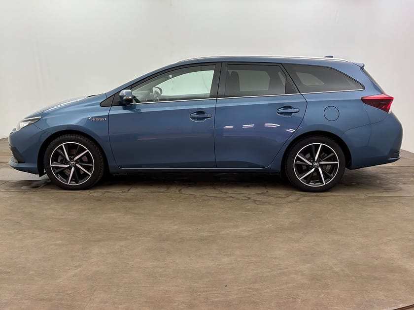 Bild 3 av Toyota Auris Touring Sports Hybrid e-CVT Intense Edition 136hk