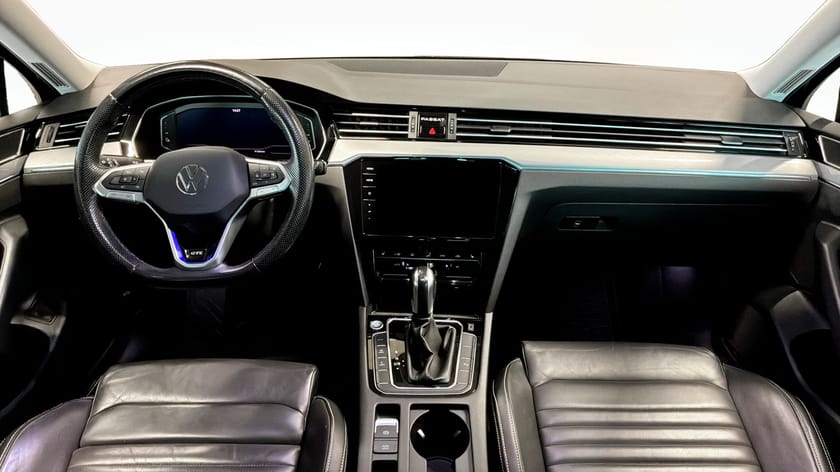 Bild 4 av Volkswagen Passat Sportscombi GTE 1.4 TSI / Dragkrok / Läder