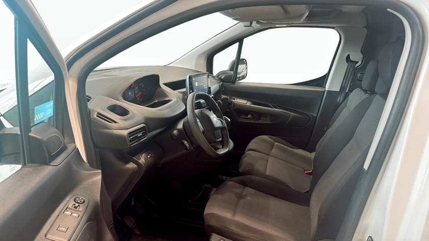 Bild 3 av Peugeot Partner Utökad Last L2 | Vinterhjul