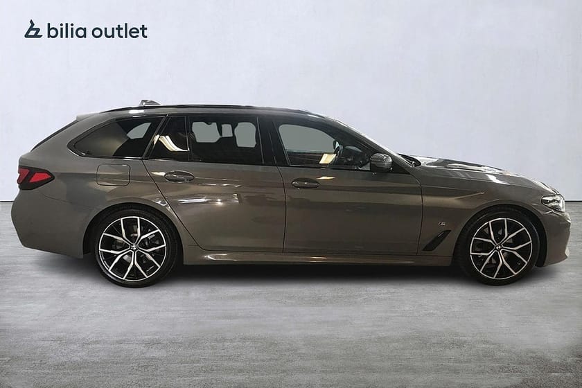 Bild 5 av BMW 520d Touring aut M Sport 190hk Cockpit Panorama Navi Drag