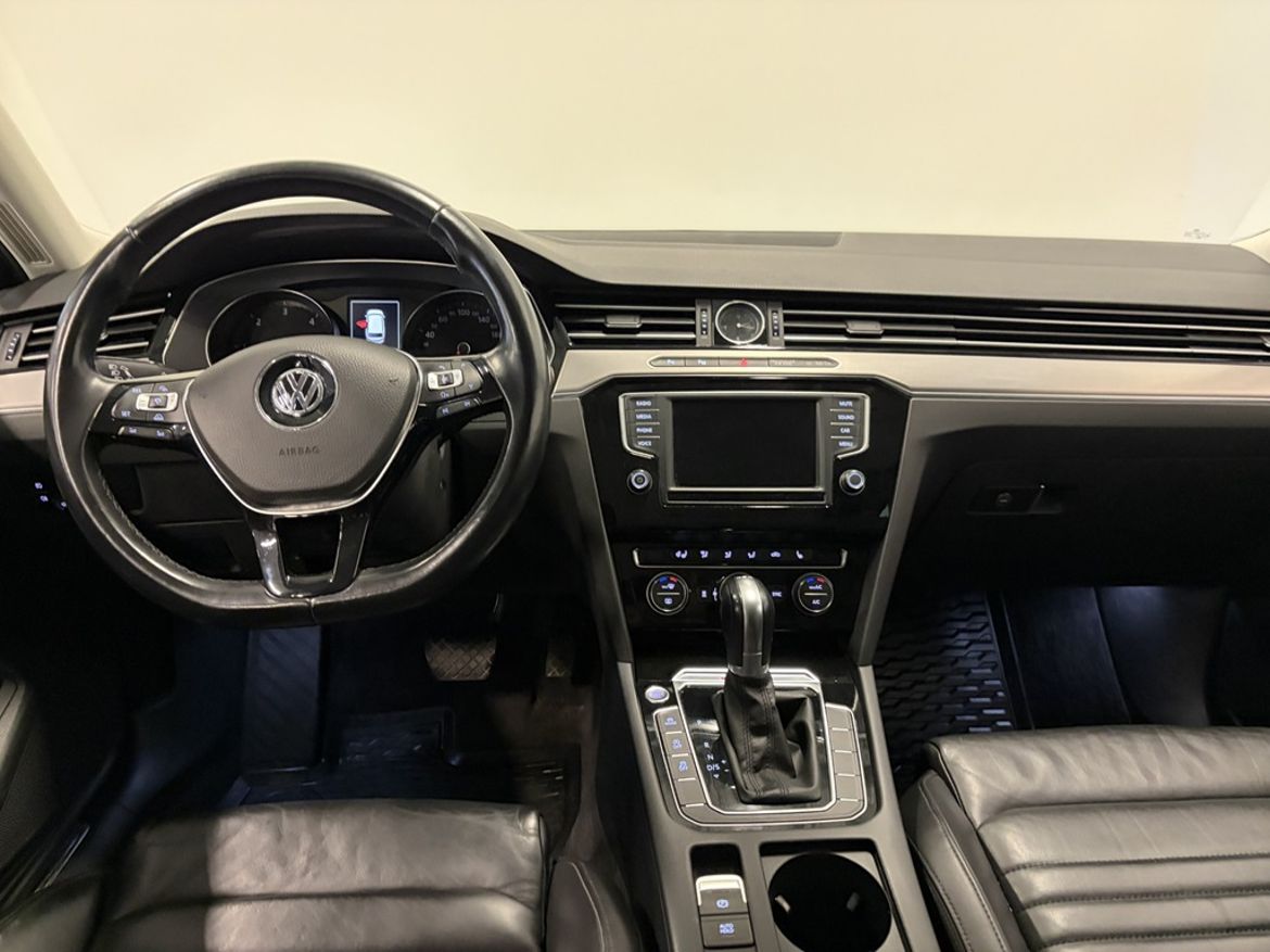 Volkswagen Volkswagen Passat Sportscombi — bild 16
