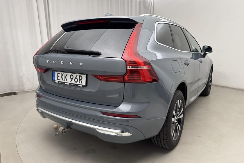 Bild 3 av Volvo XC60 T6 AWD Recharge (350hk) Panorama Drag