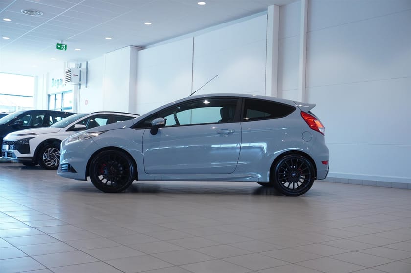 Bild 4 av Ford Fiesta ST200