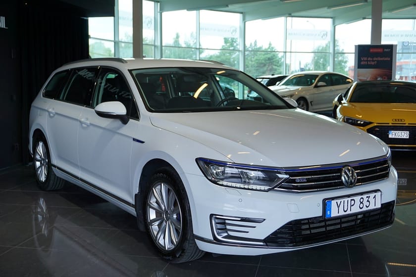 Bild 2 av Volkswagen Passat Variant GTE 1.4 TSI ACT 218hk Backkamera