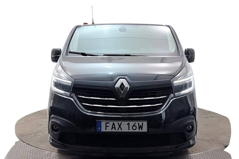 Bild 3 av Renault Trafic Skåpbil 3.0t L2H1 Nordic 3sit Drag Värmare Kamera Navi