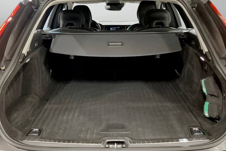 Volvo V90 Cross Country