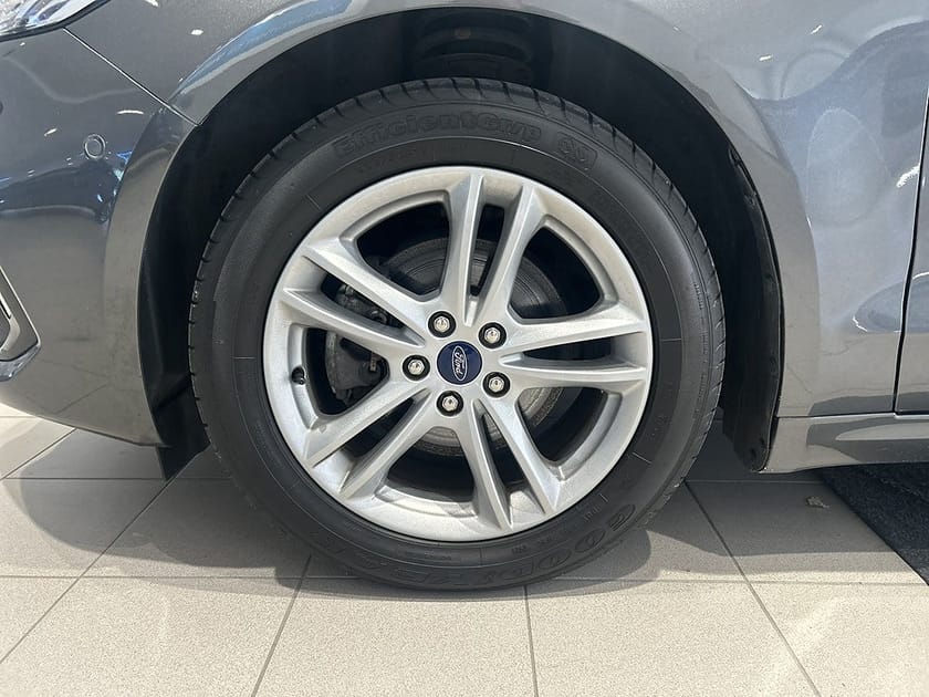 Bild 5 av Ford Mondeo Kombi Hybrid 2.0 187hk Titanium Drag Gps Backkamera