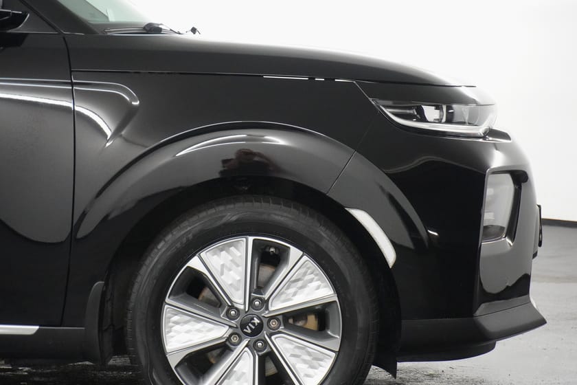 Bilde 2 av Kia e-Soul GLS | EXCLUSIVE | H&K Stereo | Vent.Skinnseter | HuD