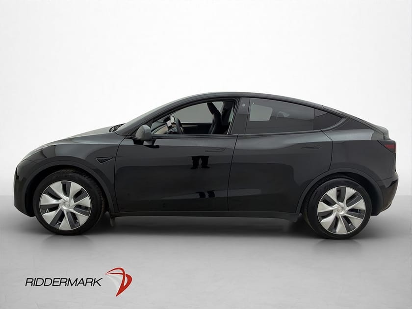 Bild 1 av Tesla Model Y Long Range AWD Longe 514hk Dragkrok Autopilot MOMS