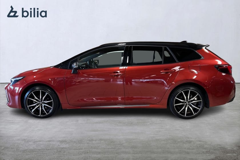 Bild 3 av Toyota Corolla Touring Sports Hybrid 1,8 GR SPORT MOTORVÄRMARE VINTERHJUL