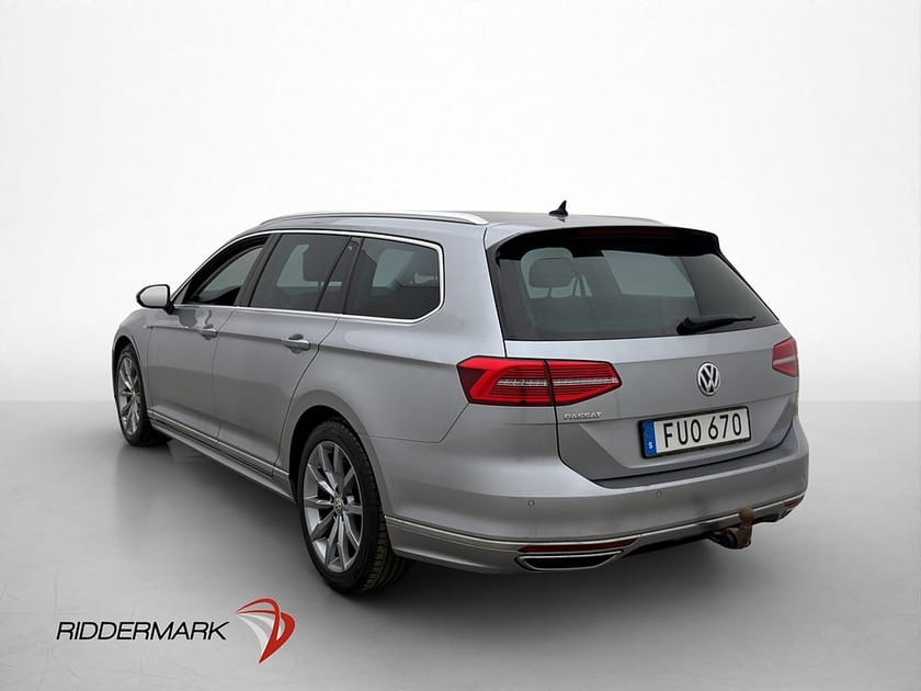 Bild 4 av Volkswagen Passat Sportscombi 2.0 TDI 4M R-Line D-Värm Drag Kamera Skinn