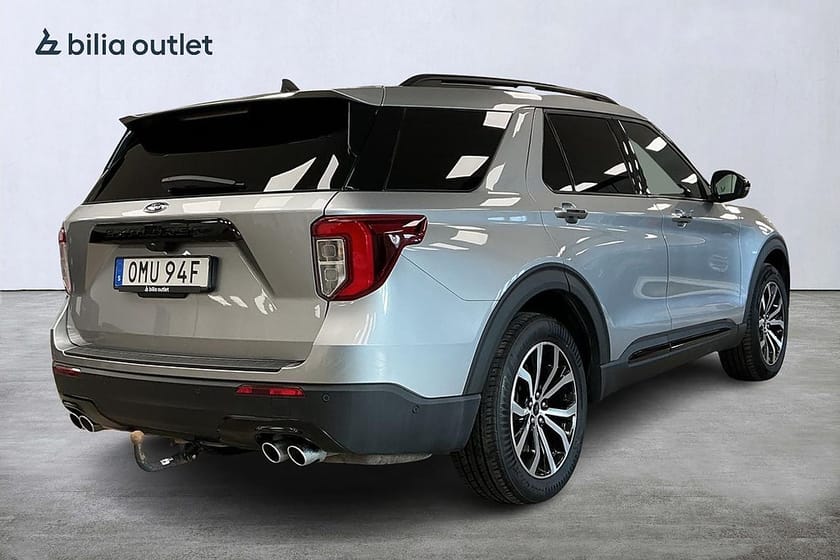 Bild 3 av Ford Explorer Plug-In Hybrid ST-Line 7-sits Pano Drag Navi 360° B&O