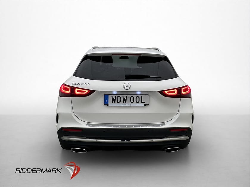 Bild 5 av Mercedes-Benz GLA 200 163hk AMG Line Pano Wide Värmare