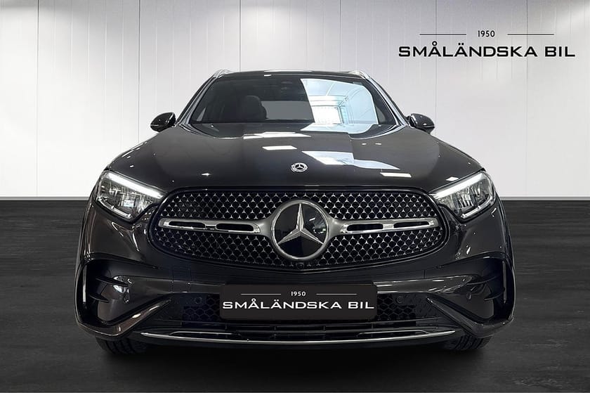 Bild 2 av Mercedes-Benz GLC 300 e 4MATIC
