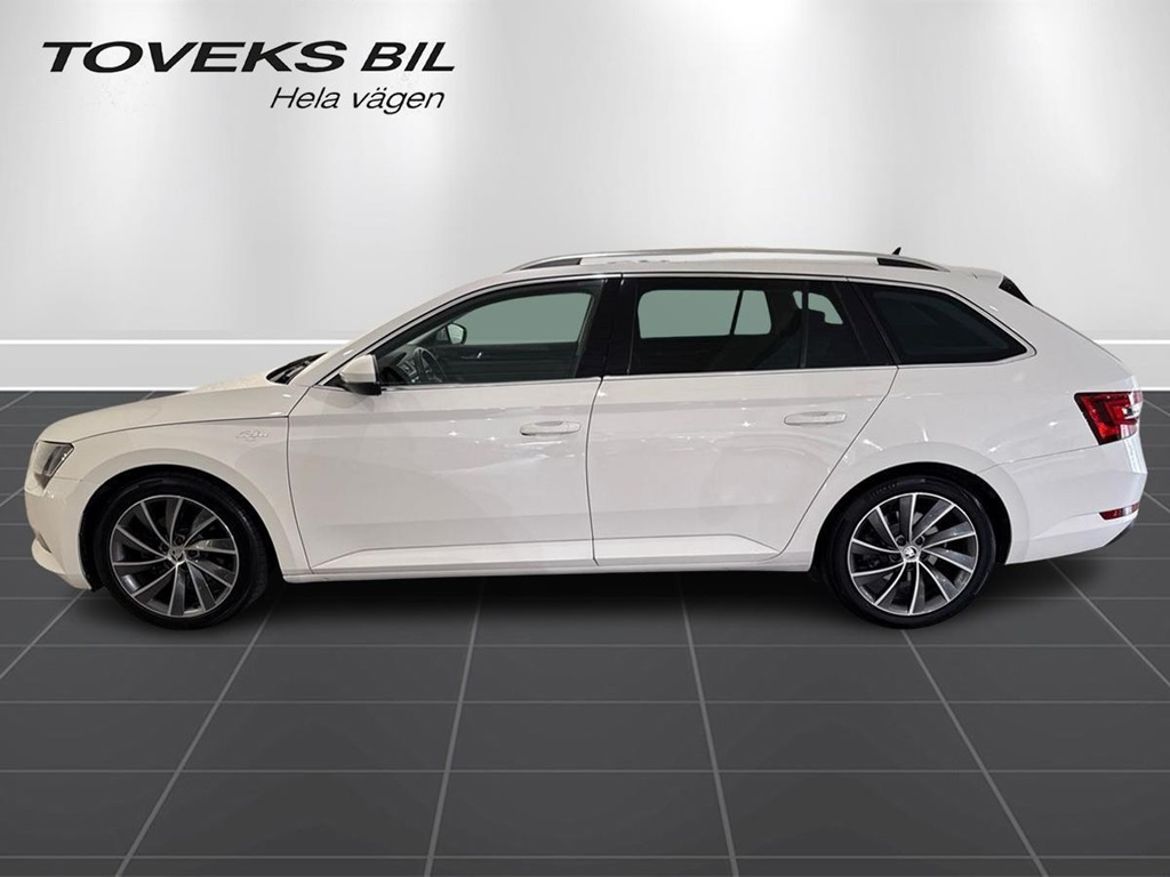 Škoda Škoda Superb Kombi — bild 4