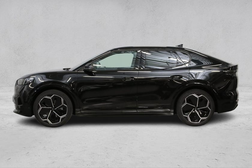 Bilde 2 av Ford Capri EV Extended Range AWD ER Premium /Pano/Krok/V.Pumpe/21"/Skinn/Matrix/++