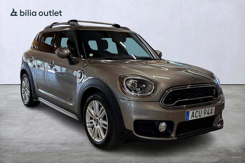 Bild 4 av MINI Countryman Cooper SE ALL4 Chili / Sommarkampanj / Harman Kardon