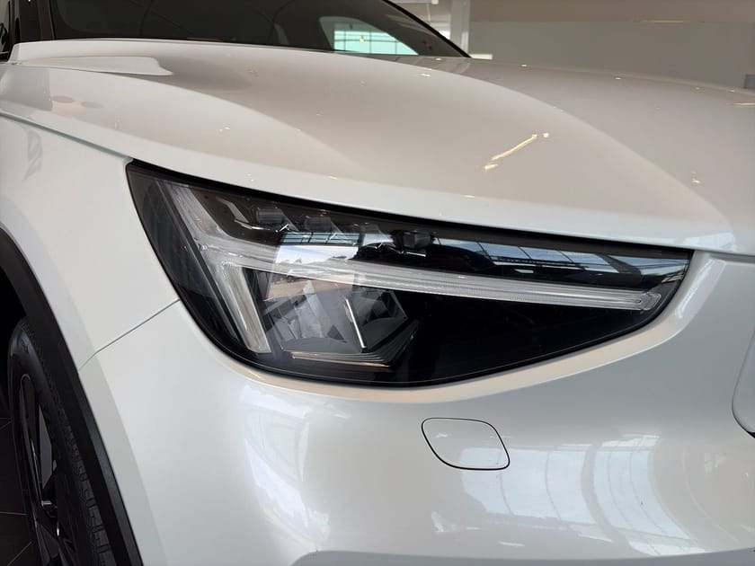 Bild 4 av Volvo XC40 Recharge Twin Plus 🟢 Dragkrok / Tonade rutor / Klimatpaket