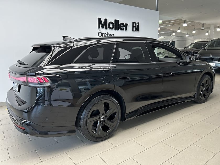 Bild 2 av Volkswagen ID.7 GTX Tourer 86 KWH BATTERI 340 HK 1 VXL