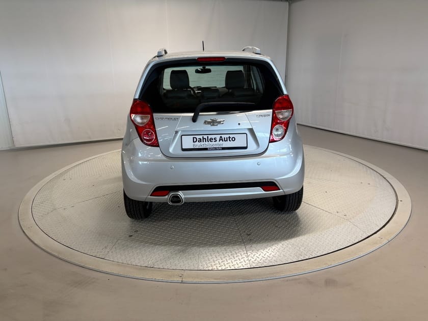 Bilde 4 av Chevrolet Spark 1,2 82 HK Bensin p.sensor/setevarme/El.speil/Outlet