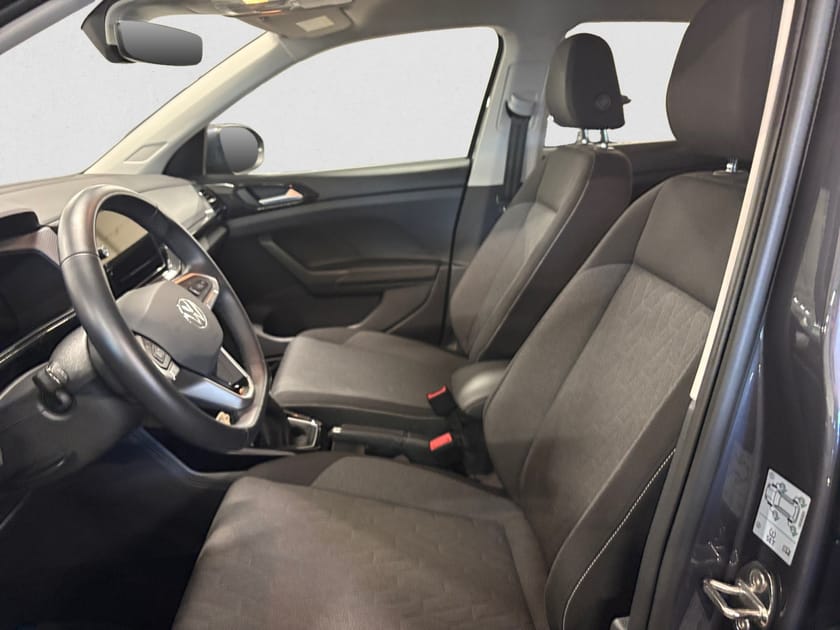 Bild 5 av Volkswagen T-Cross 1.0 TSI 95 HK Life Kamera