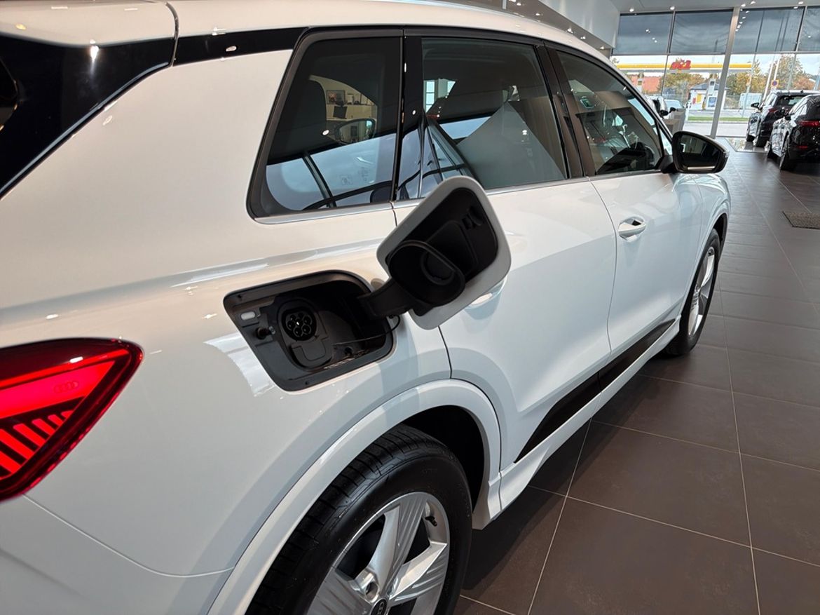 Audi Audi Q4 e-tron quattro — bild 26