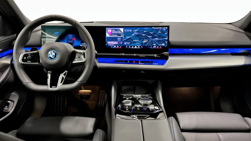 Bild 4 av BMW 530e xDrive Touring M Sport Business Innovation Travel
