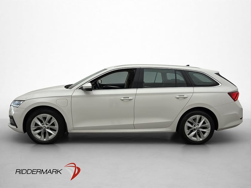Bild 2 av Škoda Octavia Kombi iV Skoda 204hk Style Cockpit Dragkrok Kamera CarPlay