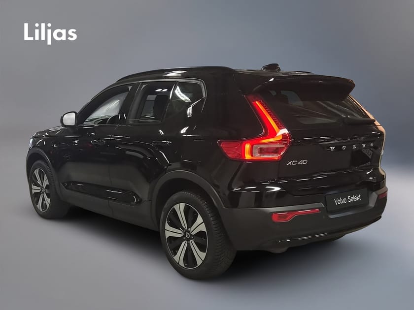 Bild 4 av Volvo XC40 Recharge Plus Edition//Adaptiv farthållare//
