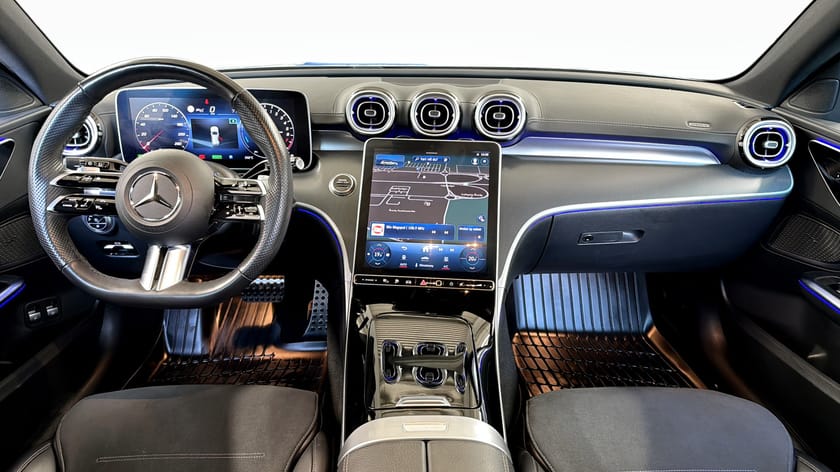 Bild 4 av Mercedes-Benz C 300 T e AMG Navi Värm Adaptiv Keyless