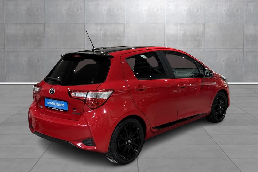 Bilde 5 av Toyota Yaris Hybrid 1,5 GR SPORT, cruise, kamera, dab+, sort tak