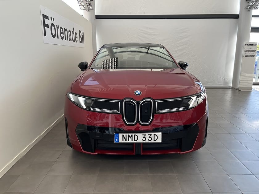 Bild 2 av BMW iX3 50 xDrive