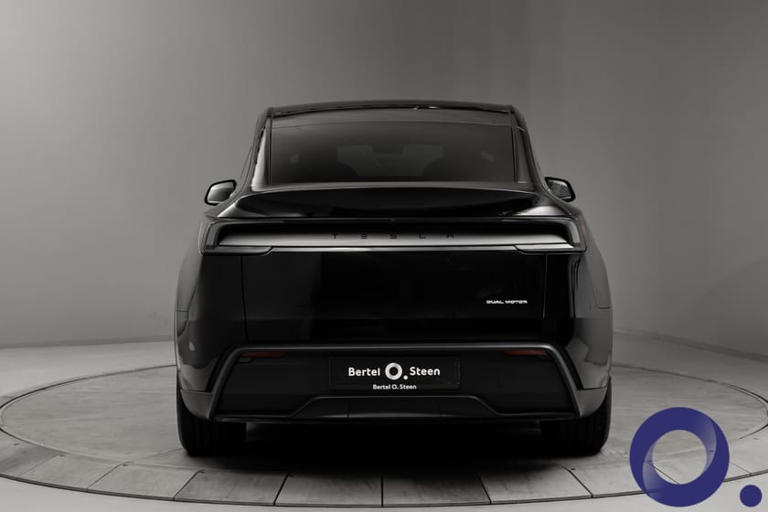 Bilde 3 av Tesla Model Y Long Range AWD Premium | Panorama |