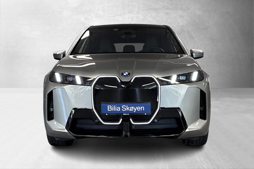 Bilde 2 av BMW iX xDrive60