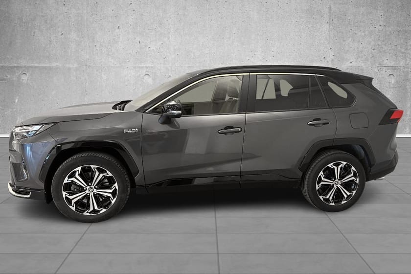 Bilde 2 av Toyota RAV4 Plug-in Hybrid Executive Bitone/4x4/aut./alle servicer/krok/1 eier/