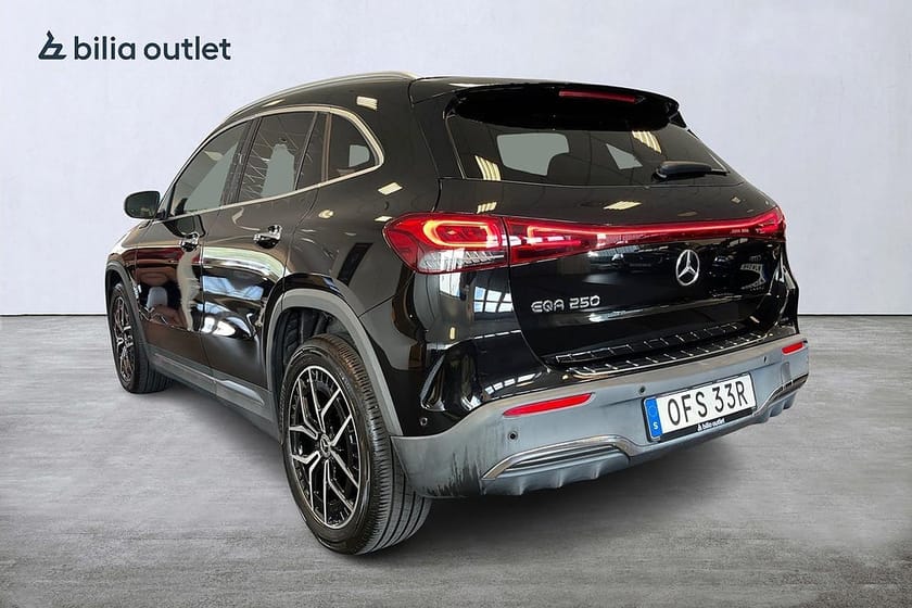 Bild 4 av Mercedes-Benz EQA 250 AMG Line 190hk / Kamera Navi Bluetooth Ambilight