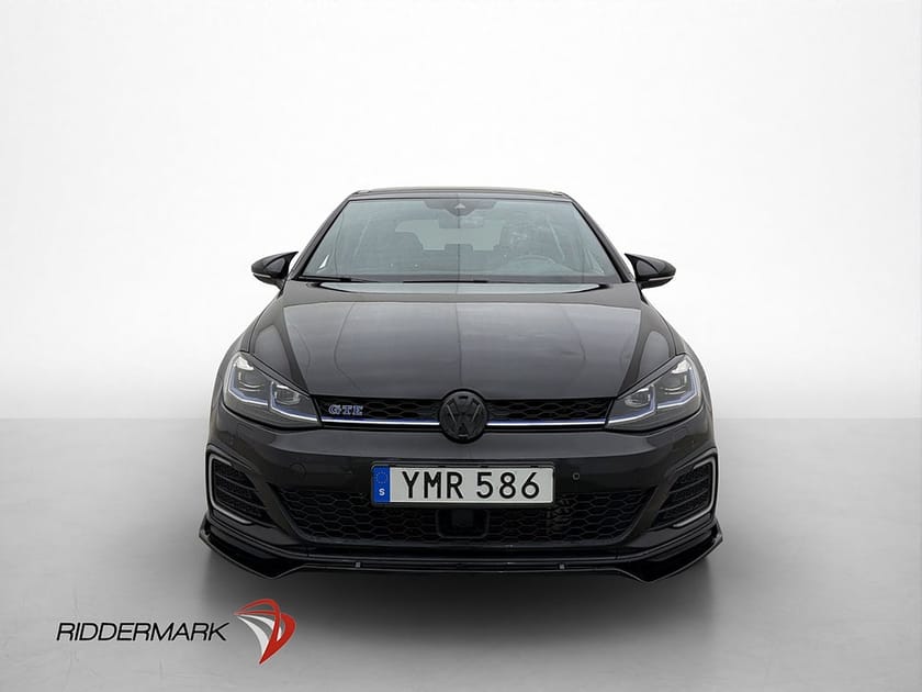 Bild 2 av Volkswagen Golf GTE Cockpit Pano Skinn 218hk