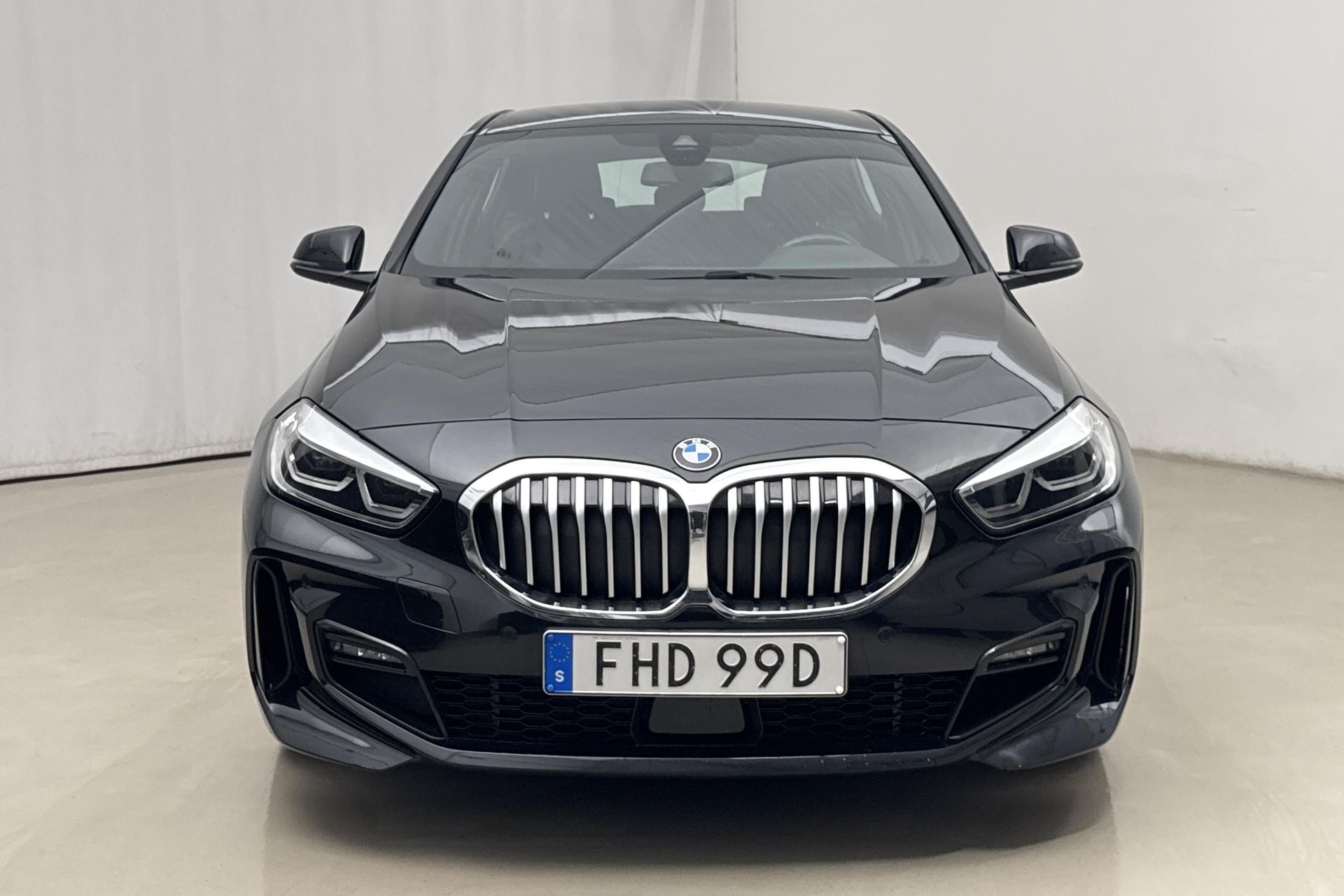 BMW 118 i 2023, photo 5/10