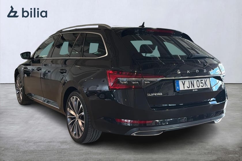 Bild 2 av Škoda Superb iV Kombi L&K 1,4 TSI 218 HK /PANO/DRAG/VÄRMARE