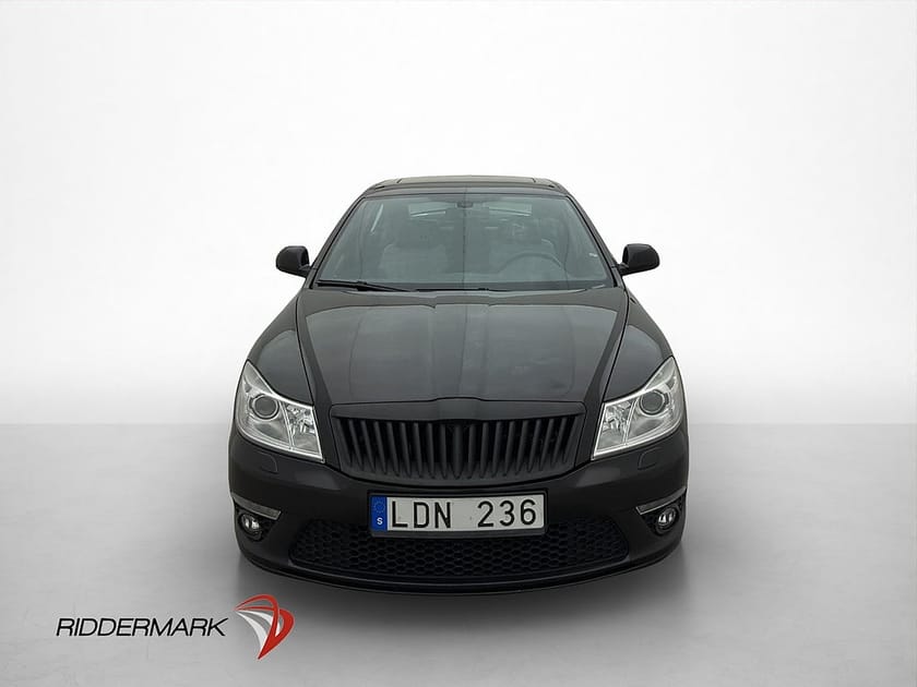 Bild 2 av Škoda Octavia RS Skoda 2.0 TSI Taklucka Halvskinn Kamera P-Sensor