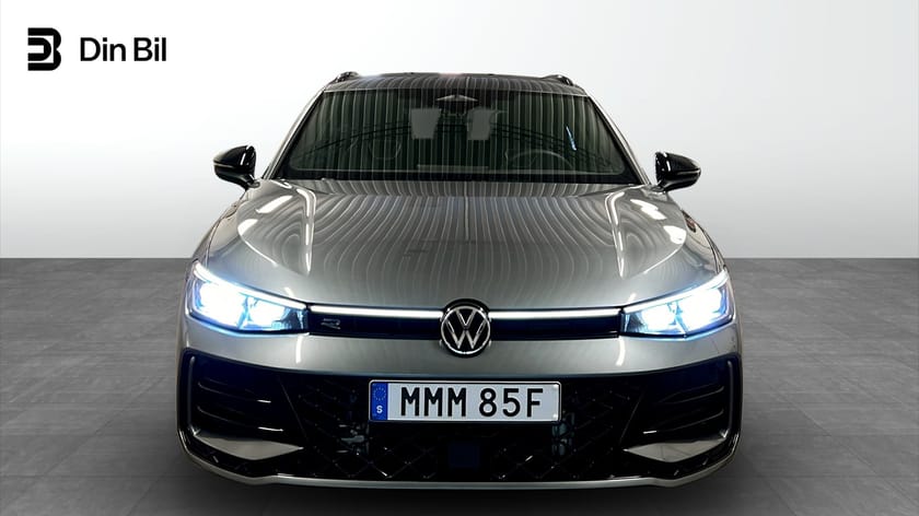 Bild 4 av Volkswagen Passat Sportscombi TDI193 DSG 4M R-Line Drag/P-värmare